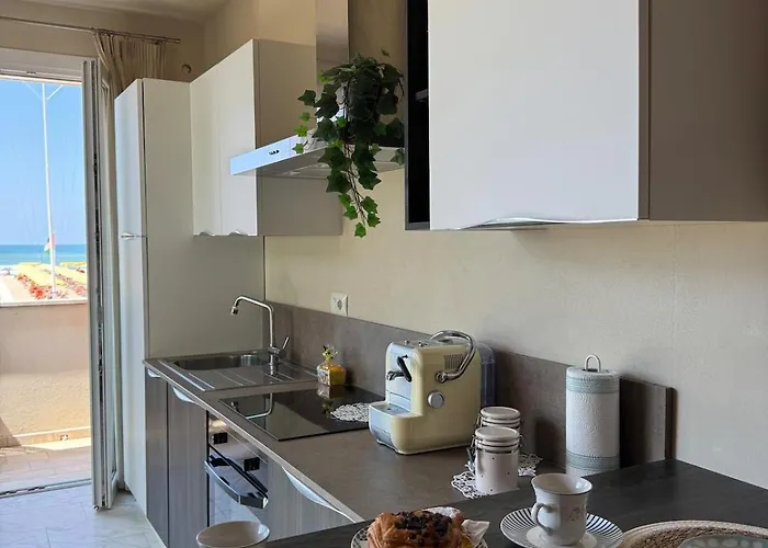 Perla Viareggina - Sul Mare Con Terrazzo Apartament *