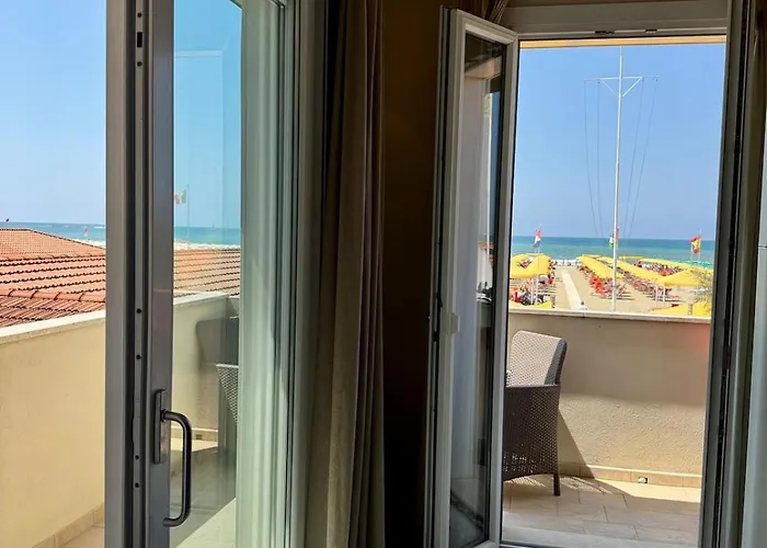 Апартаменти Perla Viareggina - Sul Mare Con Terrazzo В'яреджо