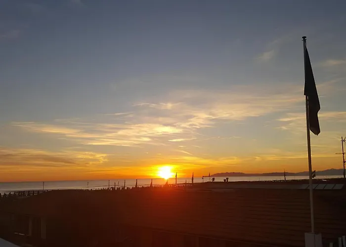 Perla Viareggina - Sul Mare Con Terrazzo *